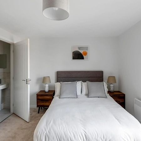 Spacious 1 Bedroom Apartment In A Converted Mill Leeds  Luaran gambar