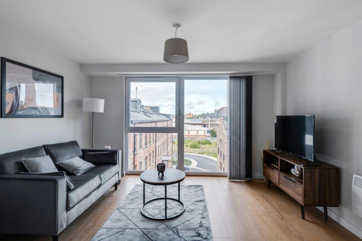 Spacious 1 Bedroom Apartment In A Converted Mill Leeds  Luaran gambar